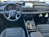 New 2025 Mitsubishi Outlander SE image 6