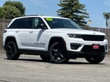 Used 2022 Jeep Grand Cherokee Limited image 2