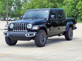 Used 2023 Jeep Gladiator Overland image 2