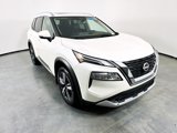 Used 2023 Nissan Rogue Platinum image 3