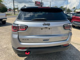 Used 2018 Jeep Compass Trailhawk image 3