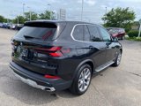 Used 2025 BMW X5 xDrive50e image 3