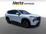 Used 2024 Nissan Rogue SV image 2