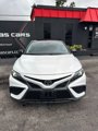 Used 2021 Toyota Camry SE image 3