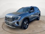 Certified 2025 Volkswagen Atlas SE image 3