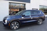 New 2025 Mitsubishi Outlander SE image 2