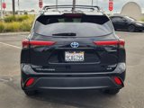 Used 2022 Toyota Highlander XLE image 5