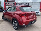 Used 2024 Hyundai Venue SEL image 2