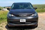 Used 2022 Chrysler Voyager LX image 2