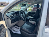 Used 2014 Chrysler Town & Country Touring image 6