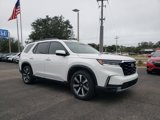 New 2025 Honda Pilot Touring image 2