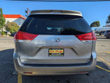 Used 2014 Toyota Sienna LE image 5