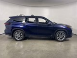 New 2025 Toyota Highlander Limited image 2