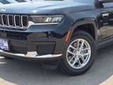 Used 2024 Jeep Grand Cherokee L Laredo image 3