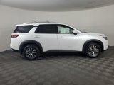 New 2025 Nissan Pathfinder SL image 3