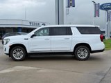 Used 2023 GMC Yukon XL SLT image 2