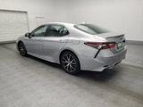 Used 2022 Toyota Camry SE image 3