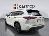 Used 2024 Toyota Highlander XLE image 3