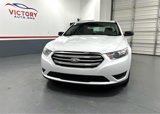 Used 2014 Ford Taurus SE image 4