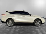 Used 2021 Toyota Venza XLE w/ Carpet Mat Package (TMS) image 6