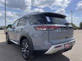 New 2025 Nissan Pathfinder Platinum image 5