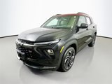 Used 2025 Chevrolet TrailBlazer RS w/ Driver Confidence Package image 3
