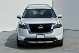 New 2025 Nissan Pathfinder SL image 3