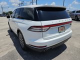 Used 2020 Lincoln Aviator Reserve w/ Equipment Group 201A image 5