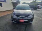 Used 2019 Chrysler Pacifica Touring-L Plus w/ Advanced Safetytec Group image 3