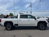 Used 2025 GMC Sierra 2500 Denali Ultimate image 6
