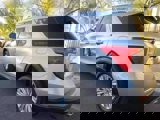 Used 2020 Ford Explorer Limited image 3