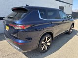 New 2025 Mitsubishi Outlander SE image 3