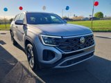 Certified 2024 Volkswagen Atlas Cross Sport SE image 2