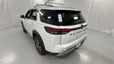 New 2025 Nissan Pathfinder Platinum w/ Black Appearance Package image 5
