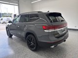 New 2026 Volkswagen Atlas SE image 2