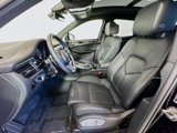 Used 2024 Porsche Macan image 5