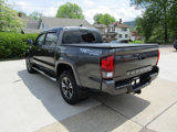 Used 2019 Toyota Tacoma TRD Sport image 5