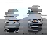 Used 2018 Chrysler Pacifica Touring Plus image 3