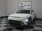 Used 2024 Hyundai Kona SEL image 4