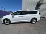 Used 2019 Chrysler Pacifica Limited image 6