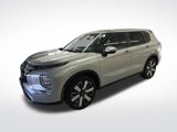 New 2025 Mitsubishi Outlander SE image 2