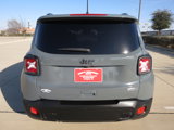 Used 2018 Jeep Renegade Latitude w/ Popular Equipment Group image 3