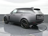 Used 2025 Land Rover Range Rover SV image 2