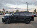 Used 2017 Ford Explorer XLT w/ Equipment Group 202A image 4