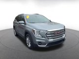 Used 2024 GMC Terrain SLT image 3