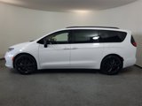 New 2026 Chrysler Pacifica Limited image 4