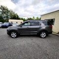Used 2017 Ford Explorer XLT w/ Equipment Group 202A image 4