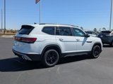 New 2025 Volkswagen Atlas Peak Edition SE image 6