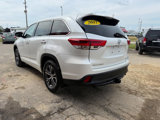 Used 2017 Toyota Highlander Plus image 6