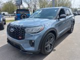 Used 2025 Ford Explorer ST image 2